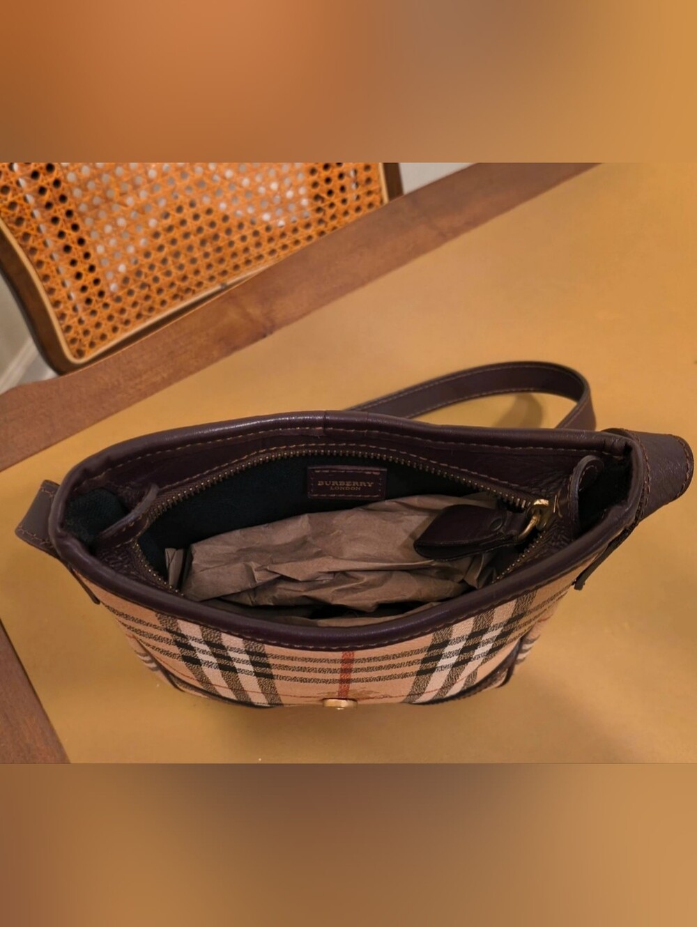 Authentic Vintage Burberry Haymarket Check Crossbody - Shadow Horse - Picture 8 of 11
